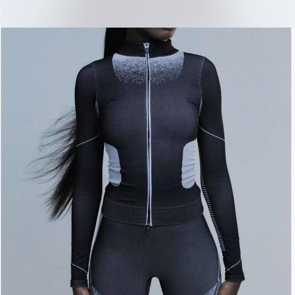LAPP. Women's Black and Gray Long Sleeve Zip Up Athletic Top Sports Jacket
